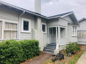 Cozy 5 bedrooms house 7 Rangiatea Road, Epsom